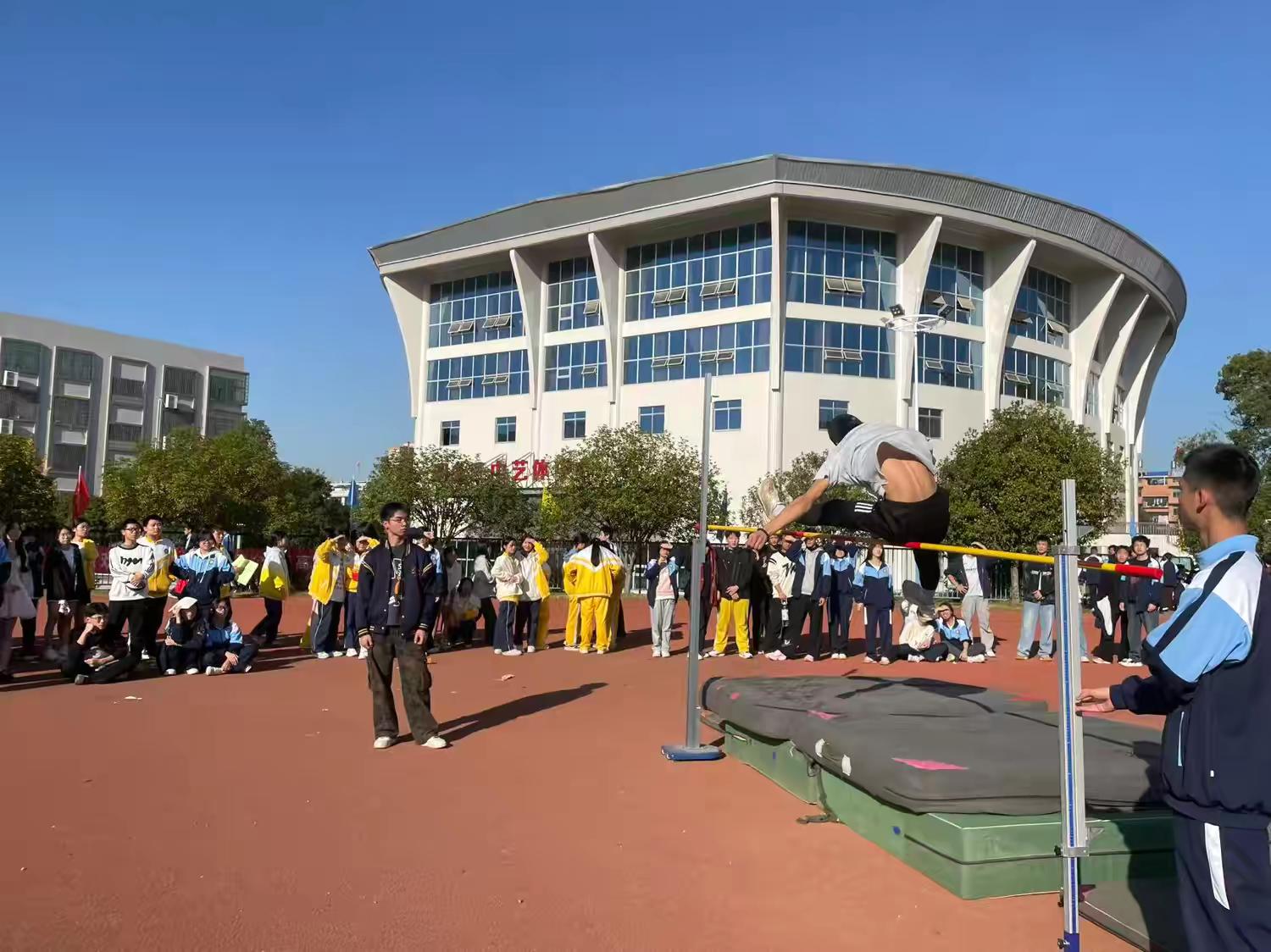 8b65d9c9a81e48098b23c9e9e9511e74soi__jpeg.heic~tplv-flrovnc8r8-s2-cC-q_0_0_0_0_q0