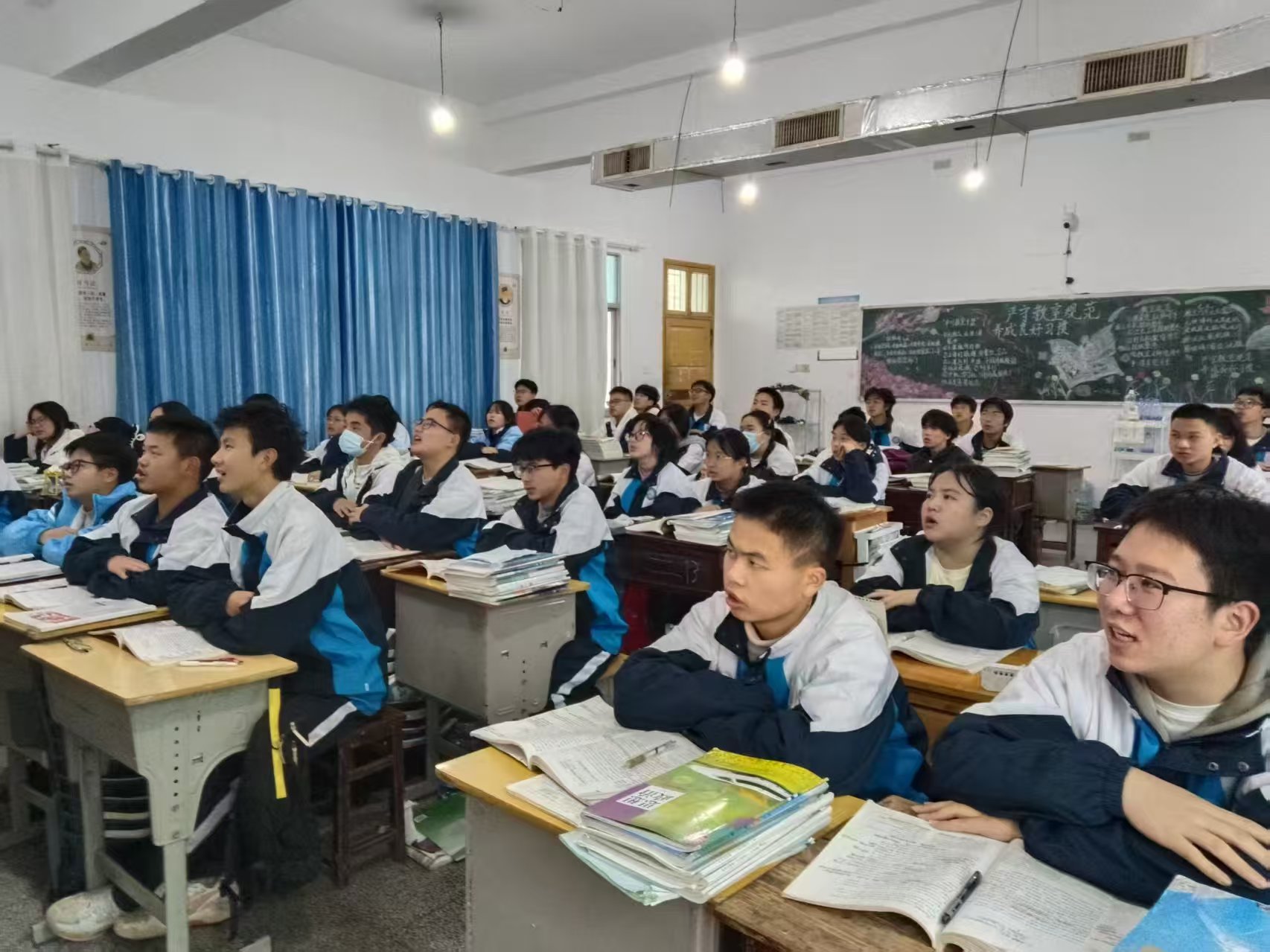 图片4.jpg 图片4.jpg