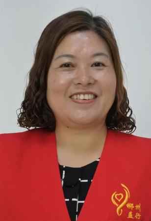 6理事 宁占英(一杯清茶)负责敬老工作,积分管理.jpg